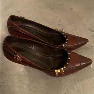 Louis Vuitton leather pumps